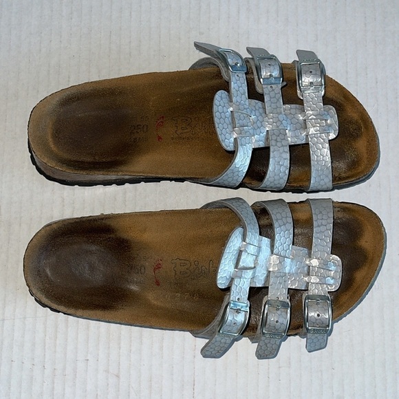 Birki By Birkenstock Silver Pebbled Xenia Sandals - Picture 6 of 8